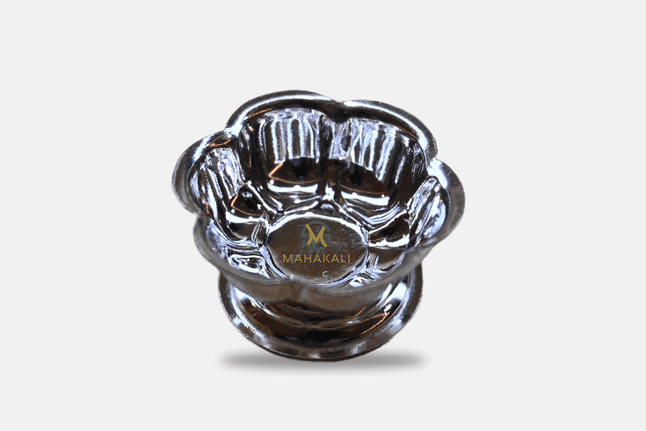 Flower-Shaped Loose Kamal Karanda