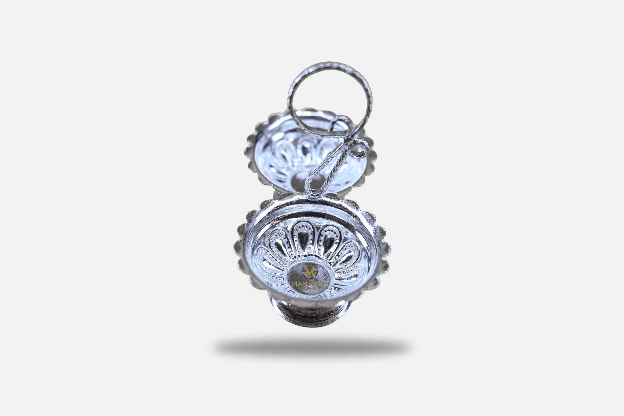 Circular-Shaped with Flower Design Dandi Jodkamal Karanda