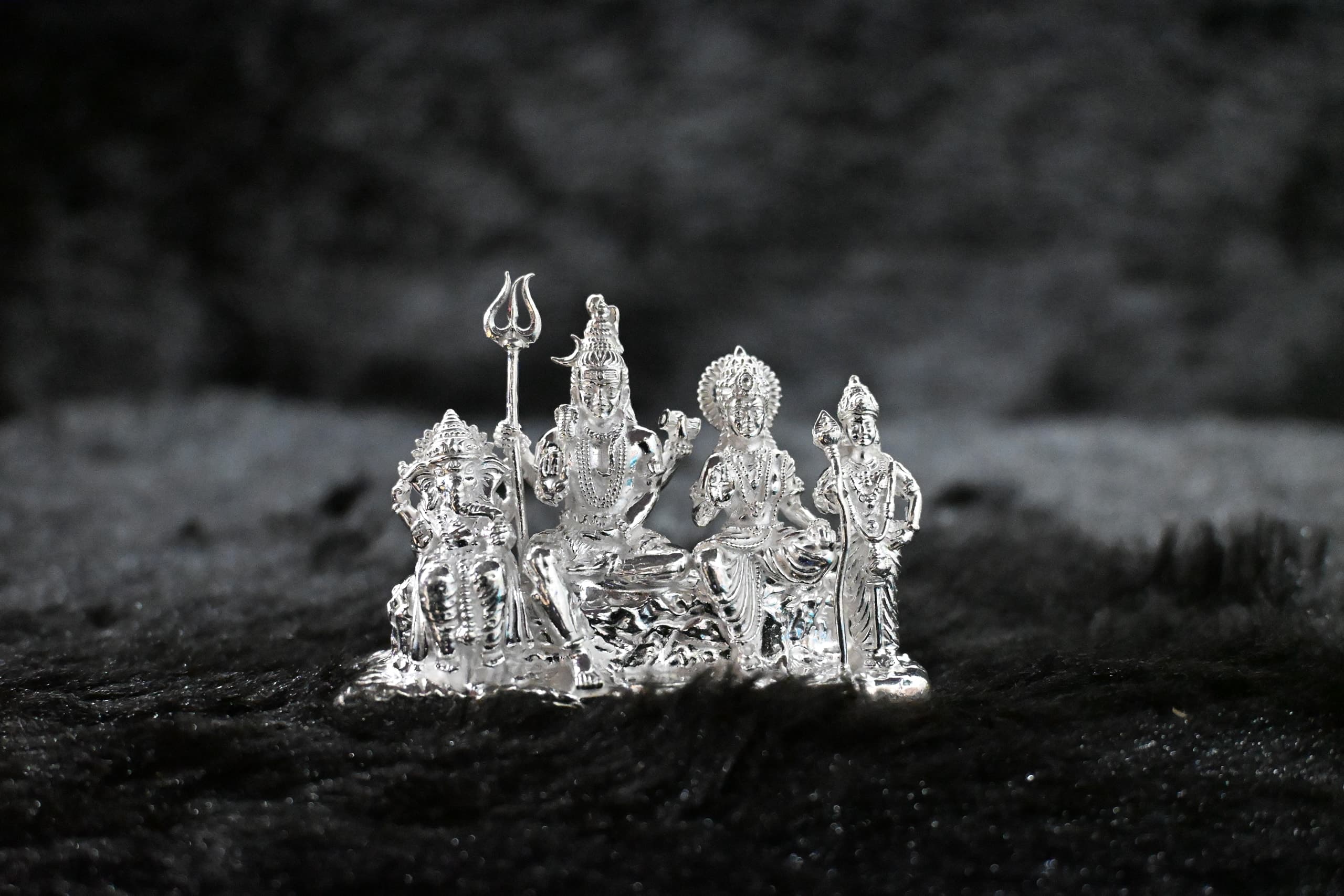 Silver Solid Shiv Parivar Murti
