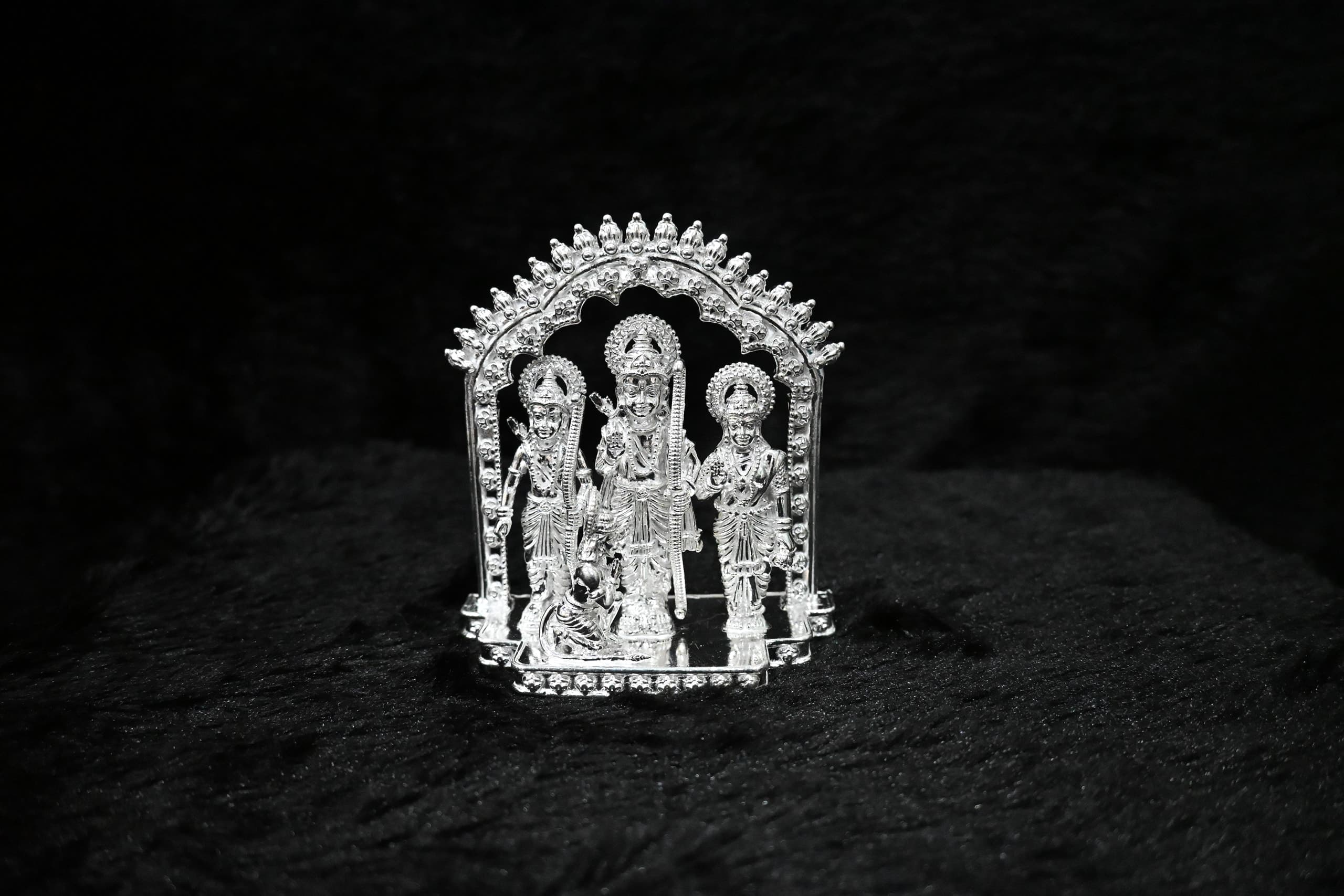 Silver Solid Ram Darbar Murti