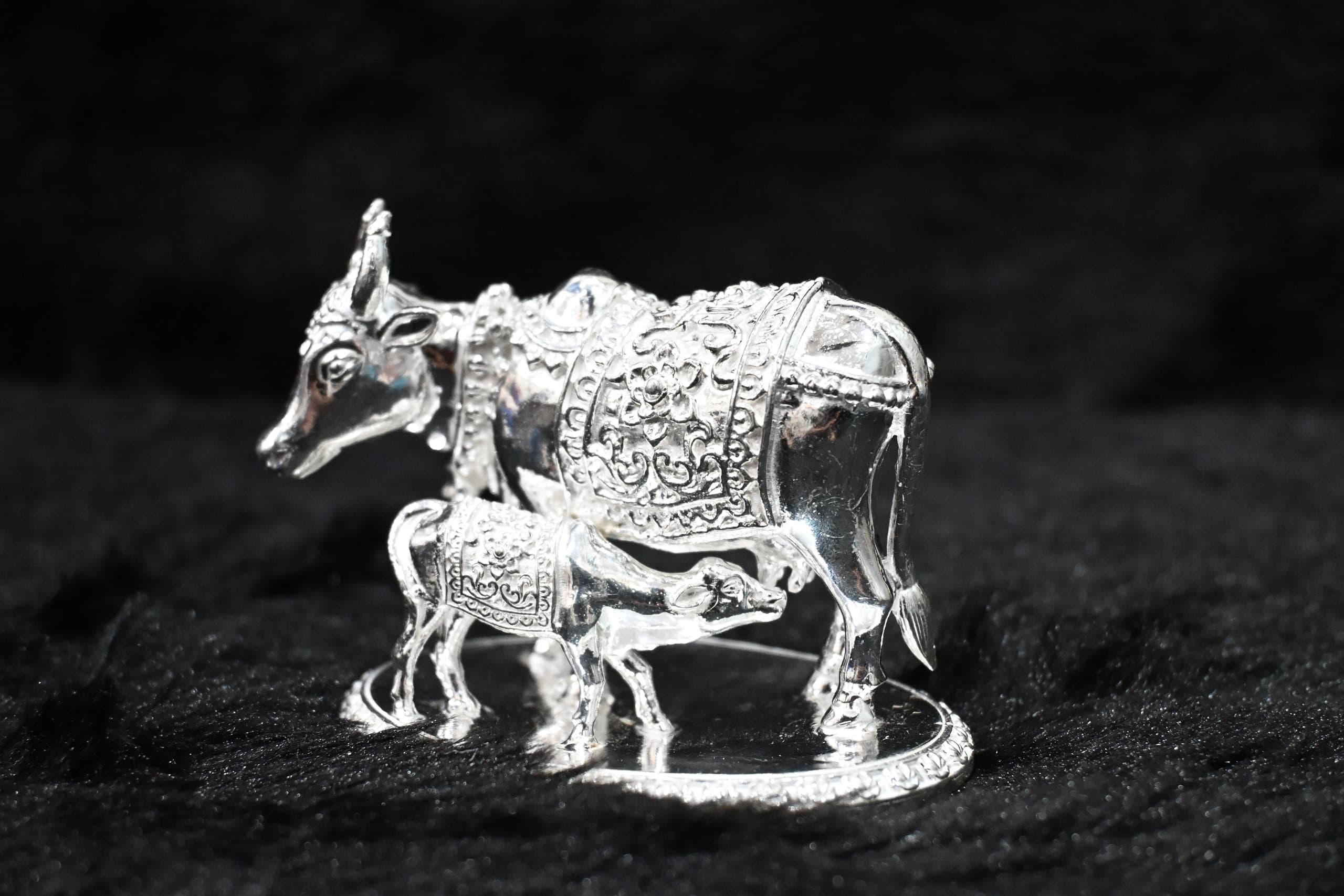 Divine Kamdhenu Solid Silver Murti