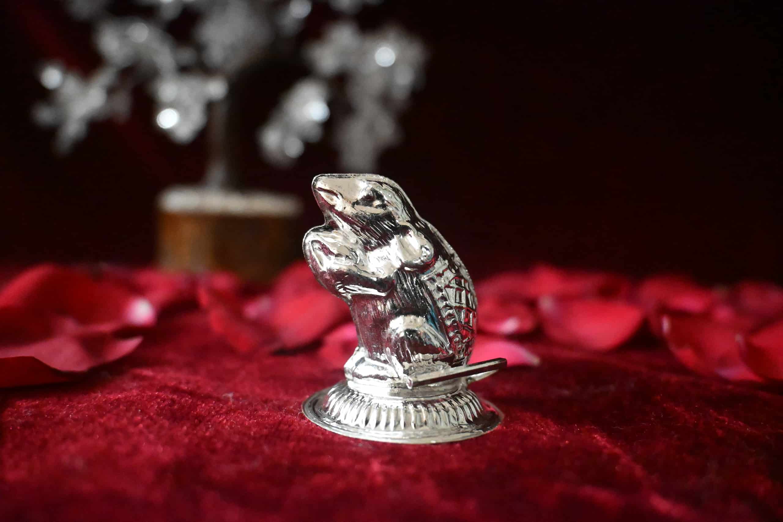 Mushak Pokal Silver Murti